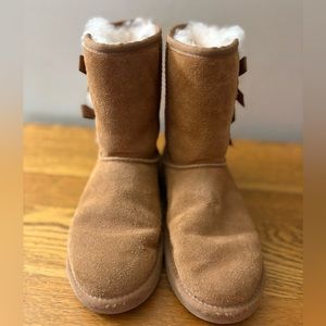 Uggs Koolaburra Brown  Boots with Bow Accents